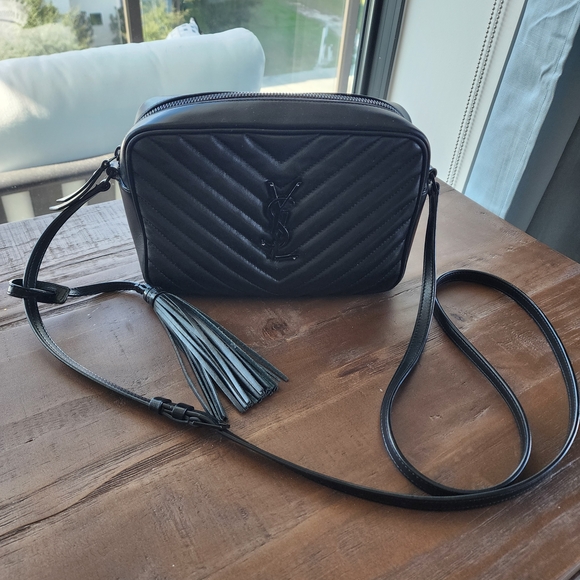 Saint Laurent Handbags - Saint Laurent Black Quilted Leather Crossbody Bag